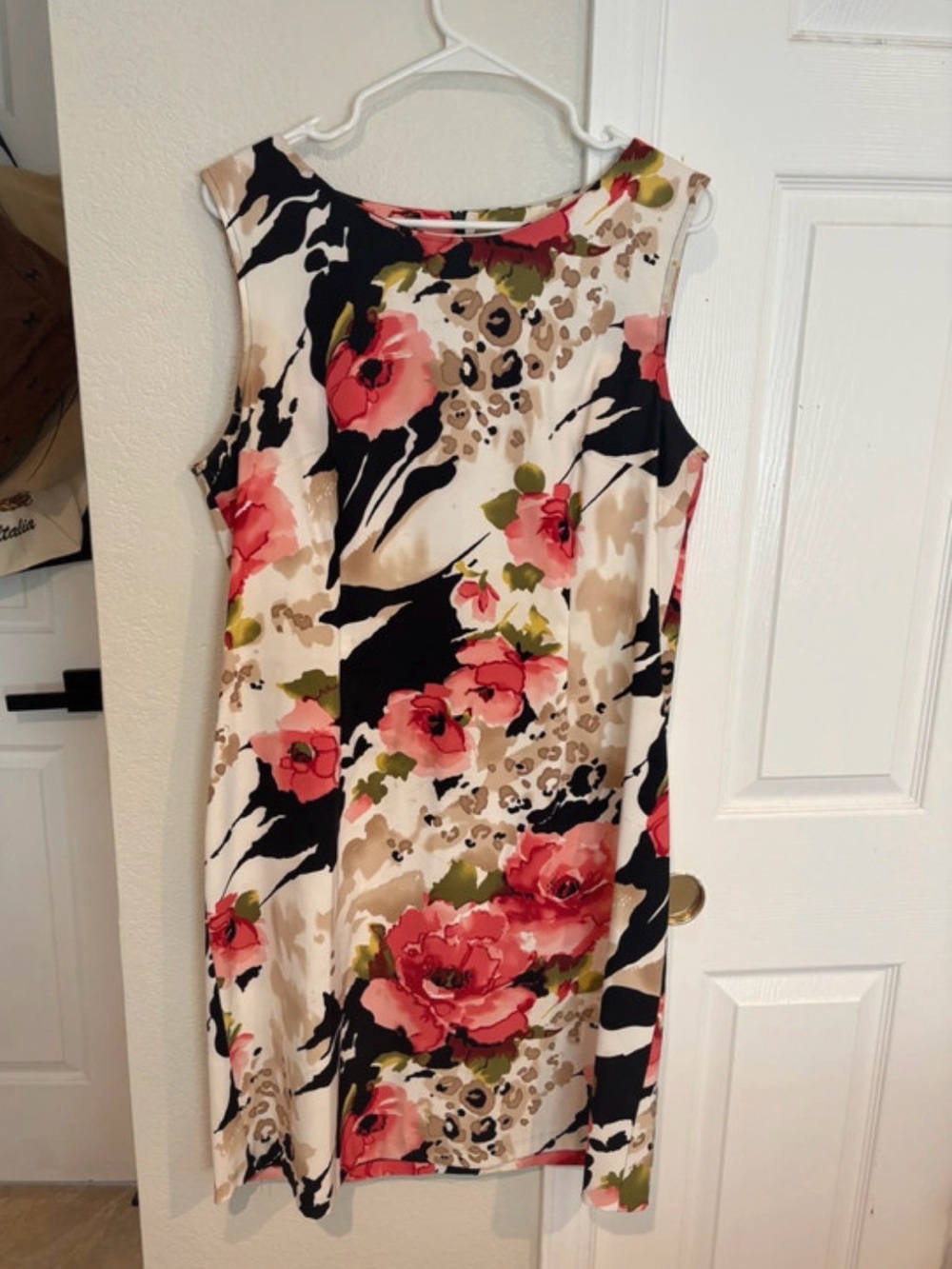 Floral Sleeveless Midi Dress in Cream, Coral and Black